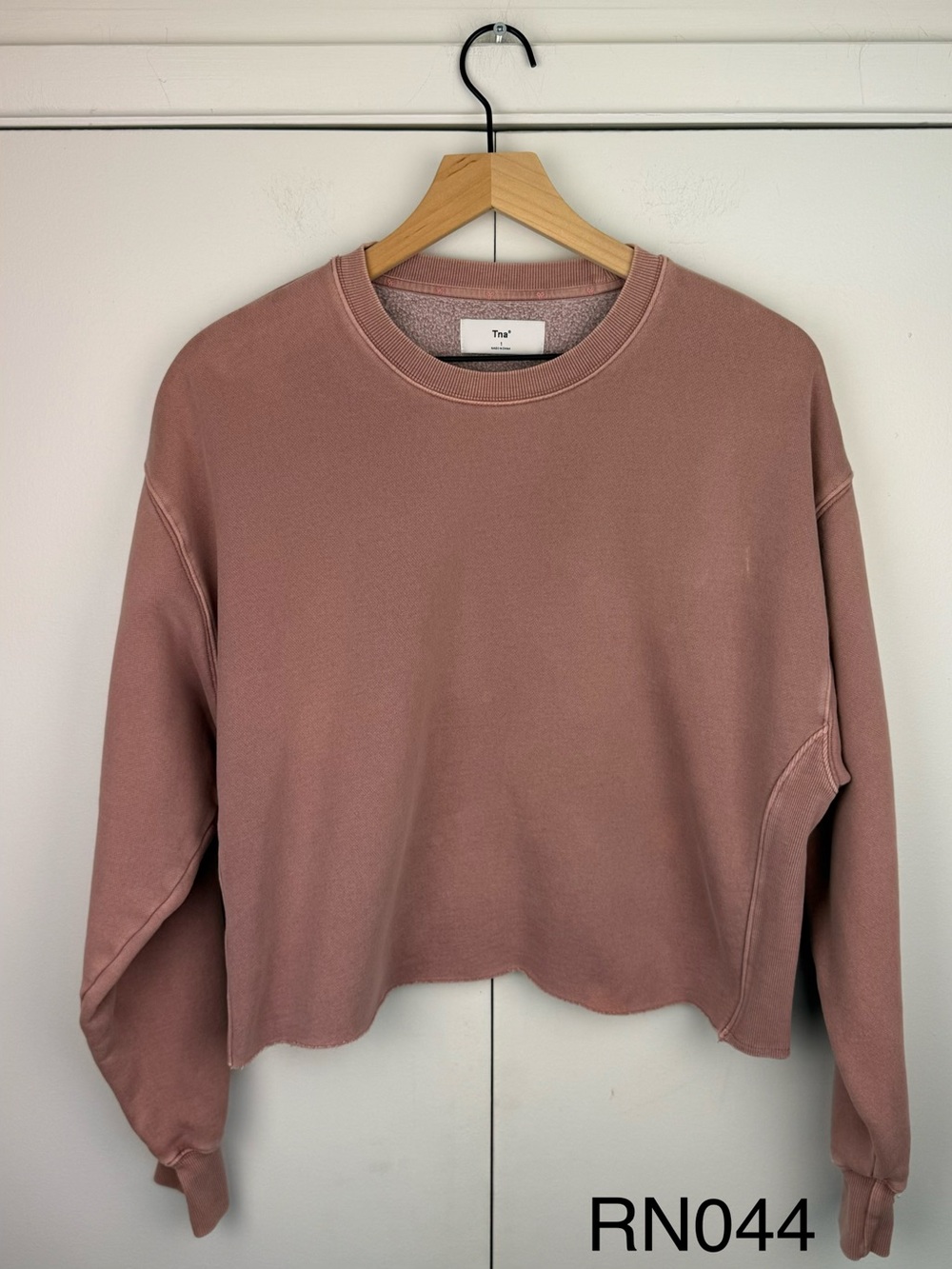 Tna Aritzia Perfect Cropped Fleece Sweatshirt Pink Size 1